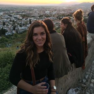 Meet your Posher, Jen